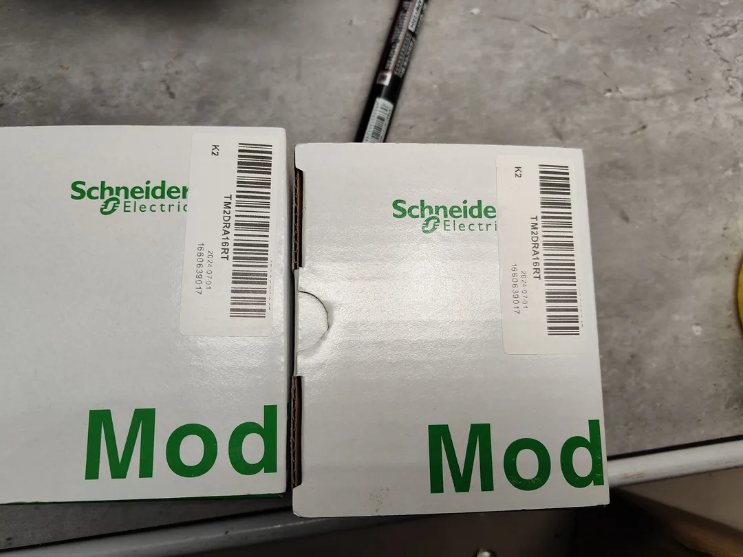 Relay output module (16) – image 1 of 3