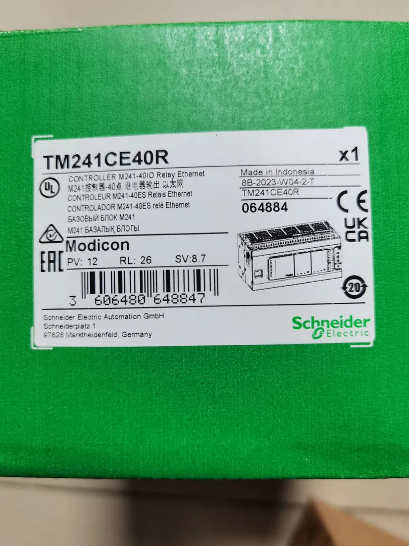 M241 PLC 40 I/O