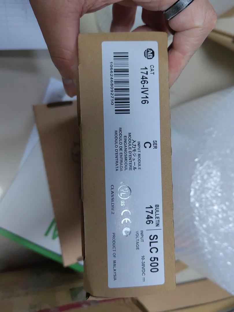 SLC 500 (1746) digital input module (16 points)