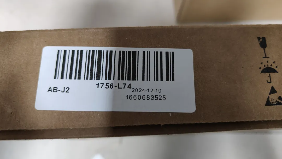 ControlLogix 5570 controller – image 1 of 3