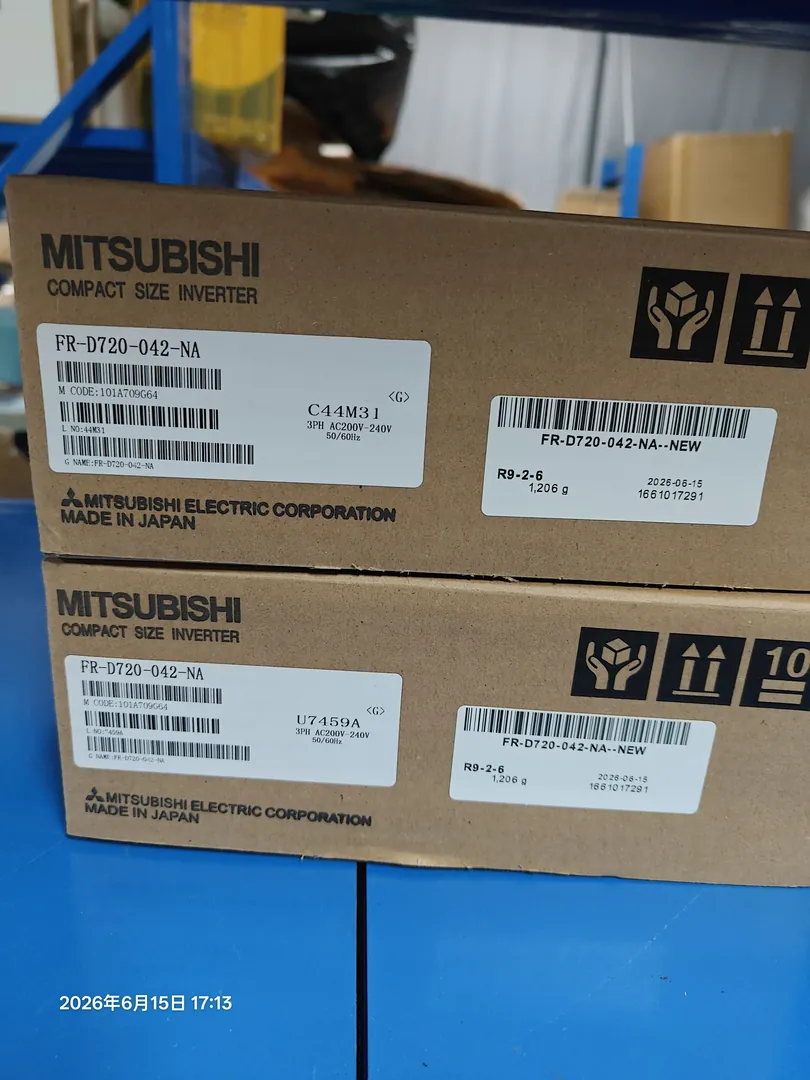 FREQROL-D700 inverter