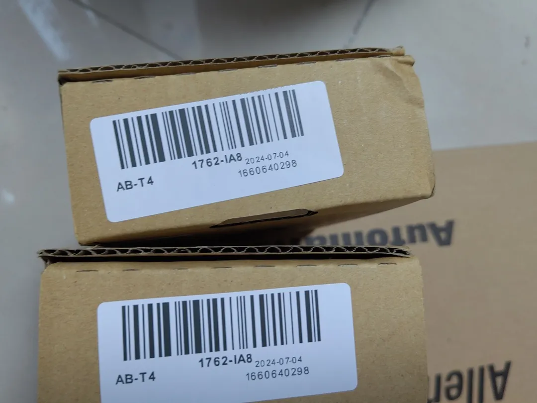 Digital input module (8×120 V AC) – image 1 of 3