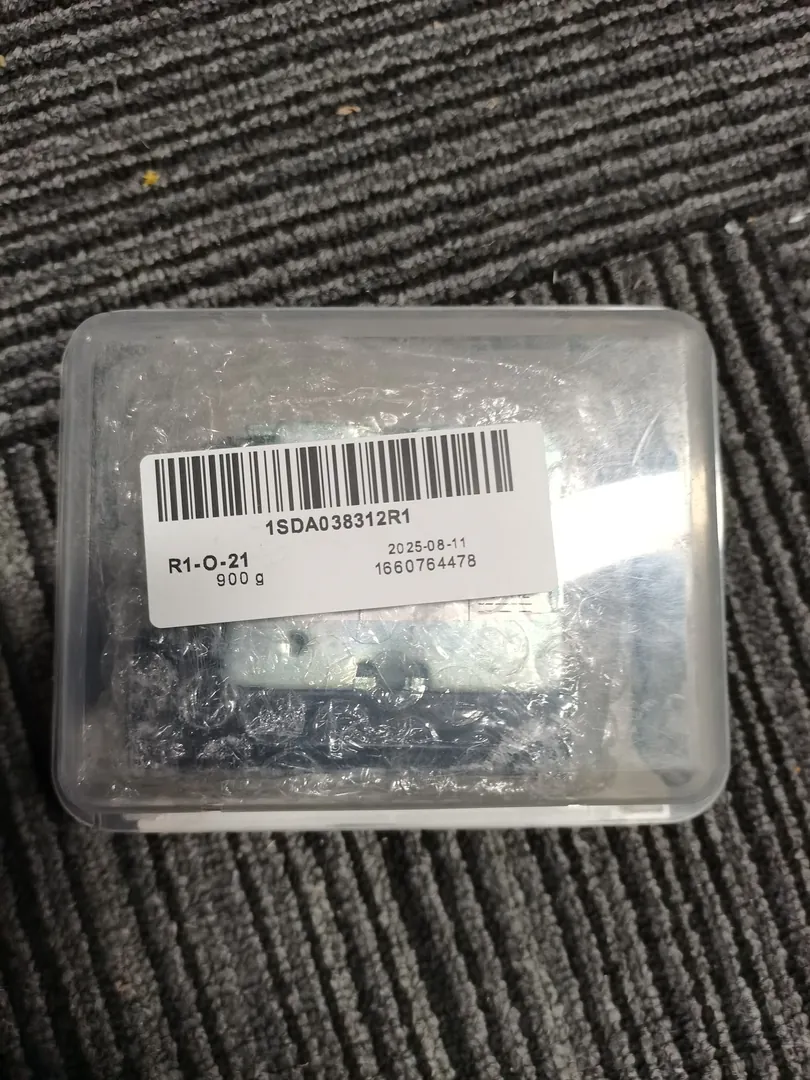 Tmax breaker / component
