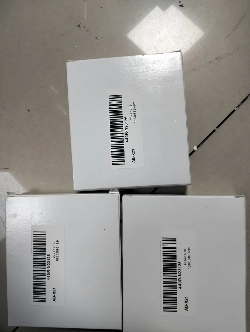 Safety monitoring relay