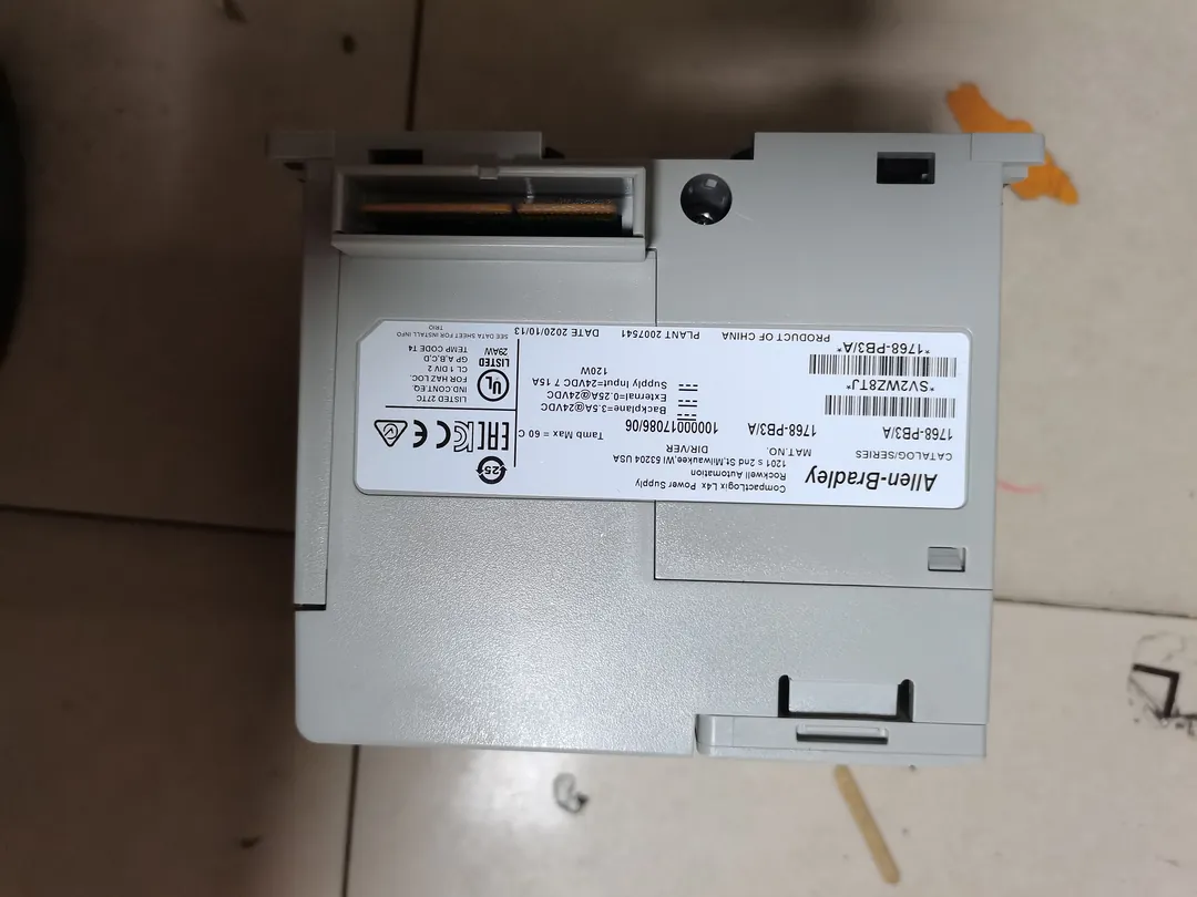 Power supply (24 V DC)