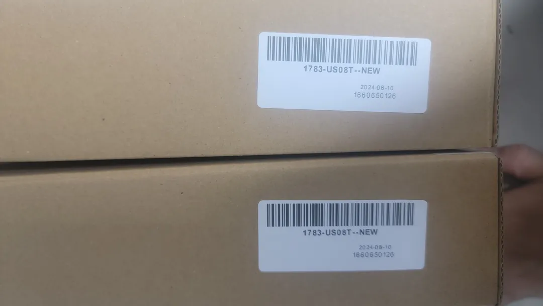 Unmanaged switch