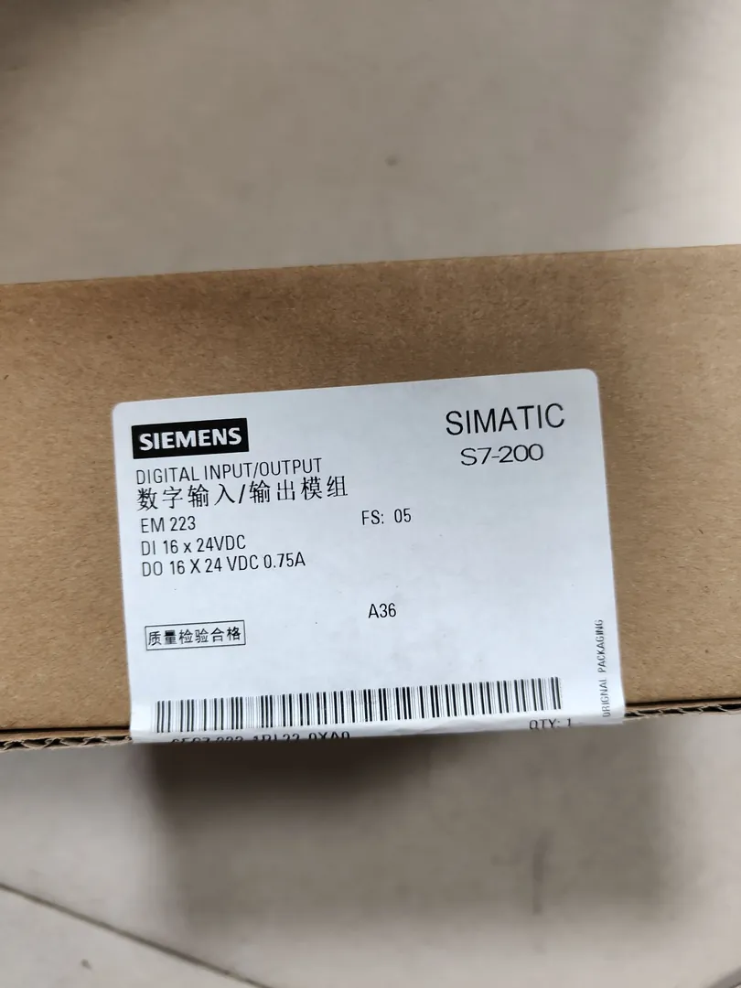 SM 1223 digital I/O module