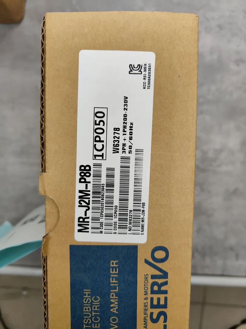 MELSERVO servo amplifier – image 1 of 3