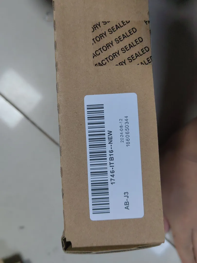 SLC 500 (1746) digital input module (16 points)