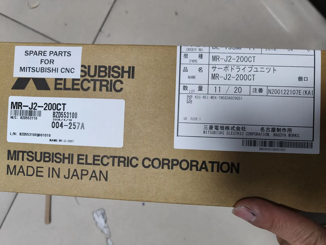 MELSERVO-J2 servo amp, 2 kW – image 1 of 3
