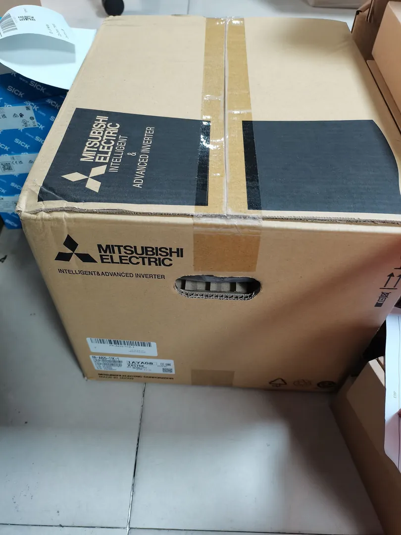 FREQROL-A800 inverter 11 kW