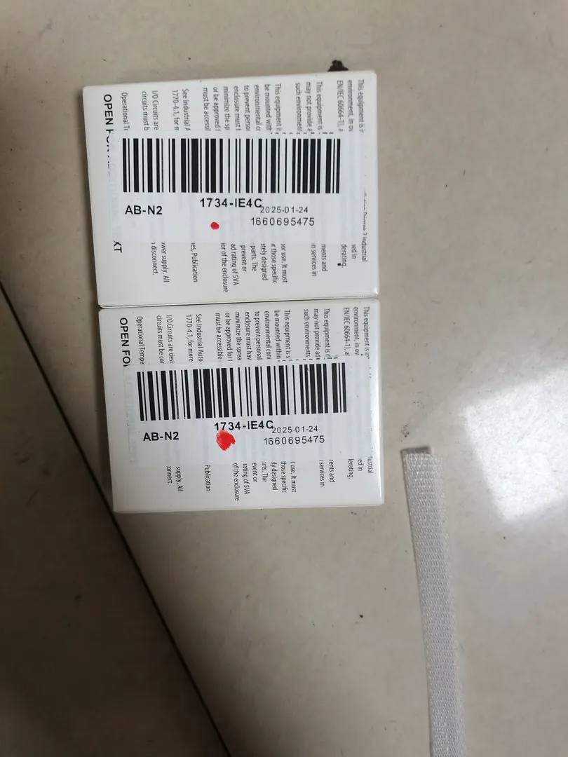 POINT I/O (1734) analog input module (4 channels) – image 1 of 3