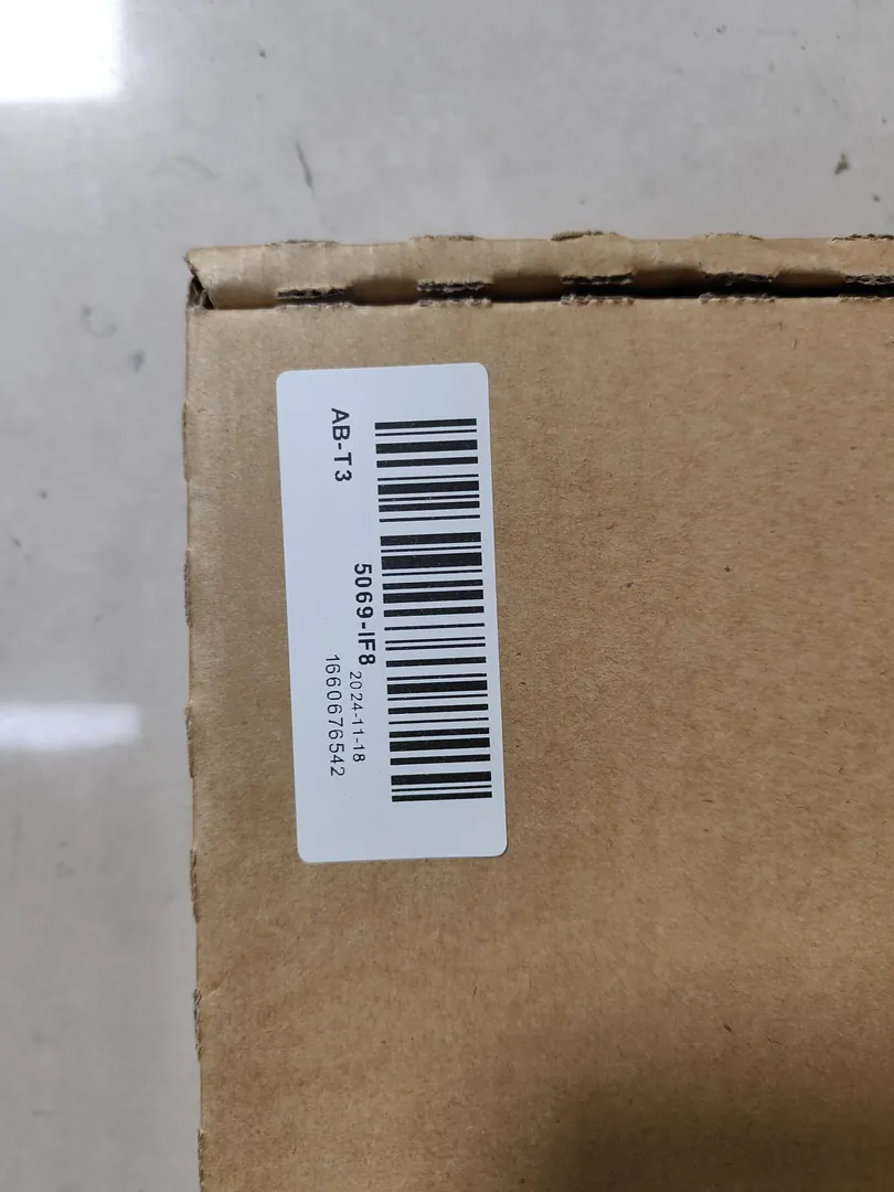 Compact 5000 I/O (5069) analog input module (8 channels)