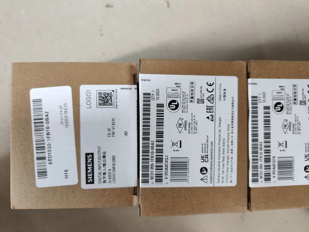 LOGO! digital expansion module (DM) (LOGO! 8)