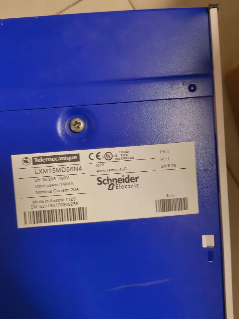 Lexium 15 servo drive – image 1 of 3
