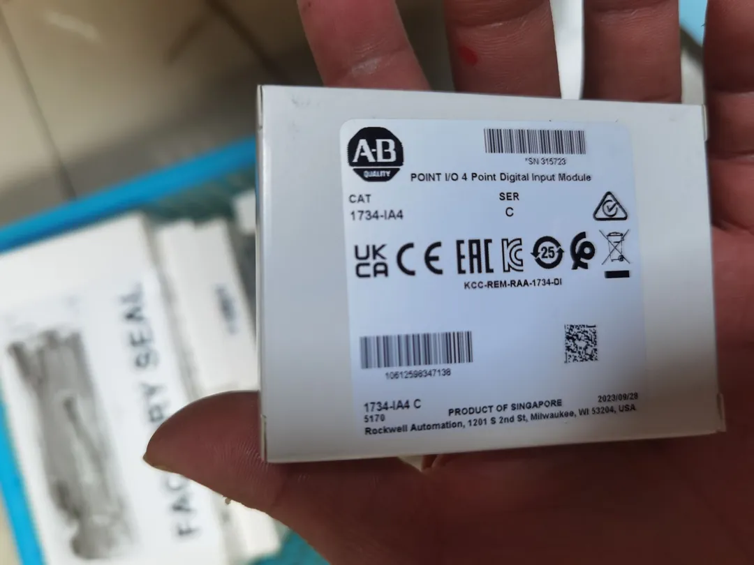 POINT I/O (1734) digital input module (4 points)